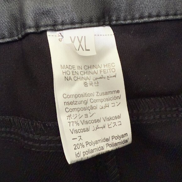 Women Faux Leather Star Wide Leg Pants in Black and White Size Extra Large - Picture 9 of 10